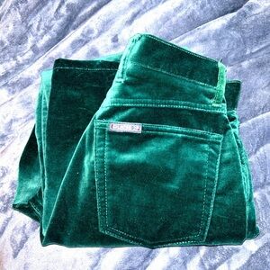 GUESS Green Velvet straight leg pants